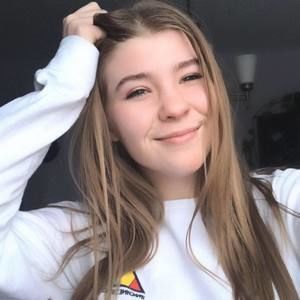 Meet your Posher, Katelyn